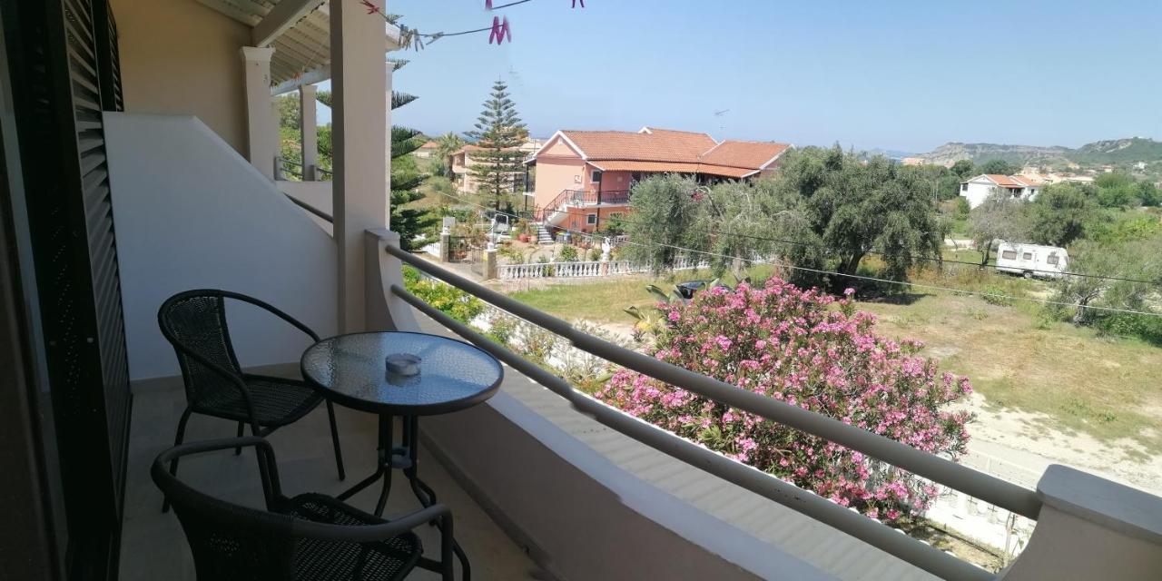 Makis Apartments Αρίλλας Εξωτερικό φωτογραφία
