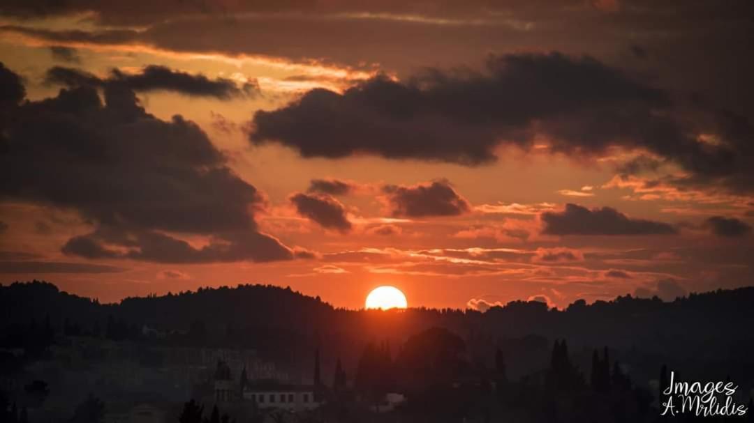 Makis Apartments Αρίλλας Εξωτερικό φωτογραφία