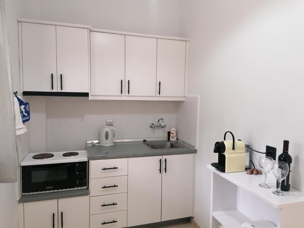 Makis Apartments Αρίλλας Εξωτερικό φωτογραφία